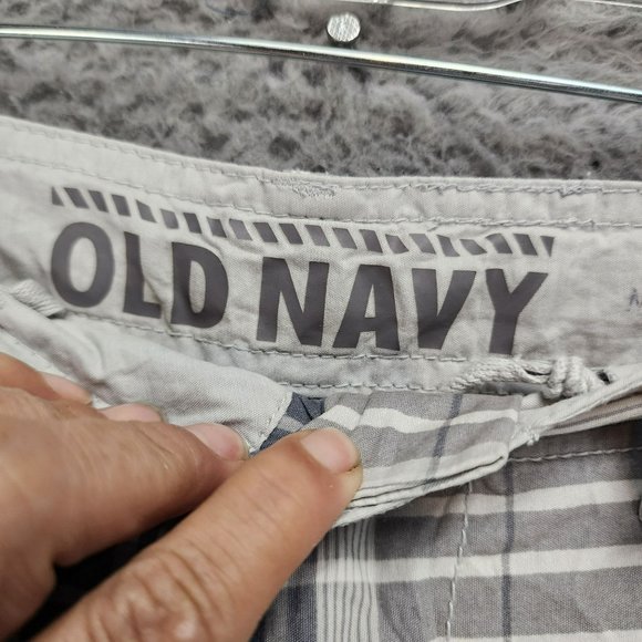 Old Navy Shorts Mens 31 Myles Mason Gray Plaid Stretch Mid Rise Cargo - Picture 2 of 14